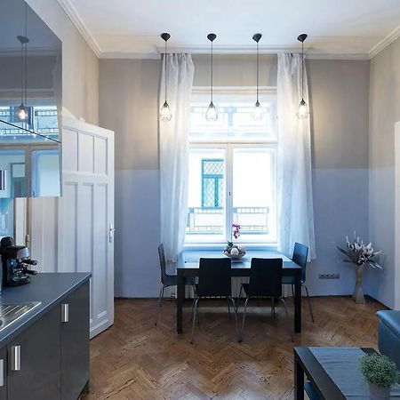 Vaci Street Premier Apartment Budapest Exterior photo