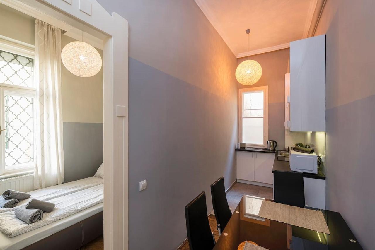 Vaci Street Premier Apartment Budapest Exterior photo